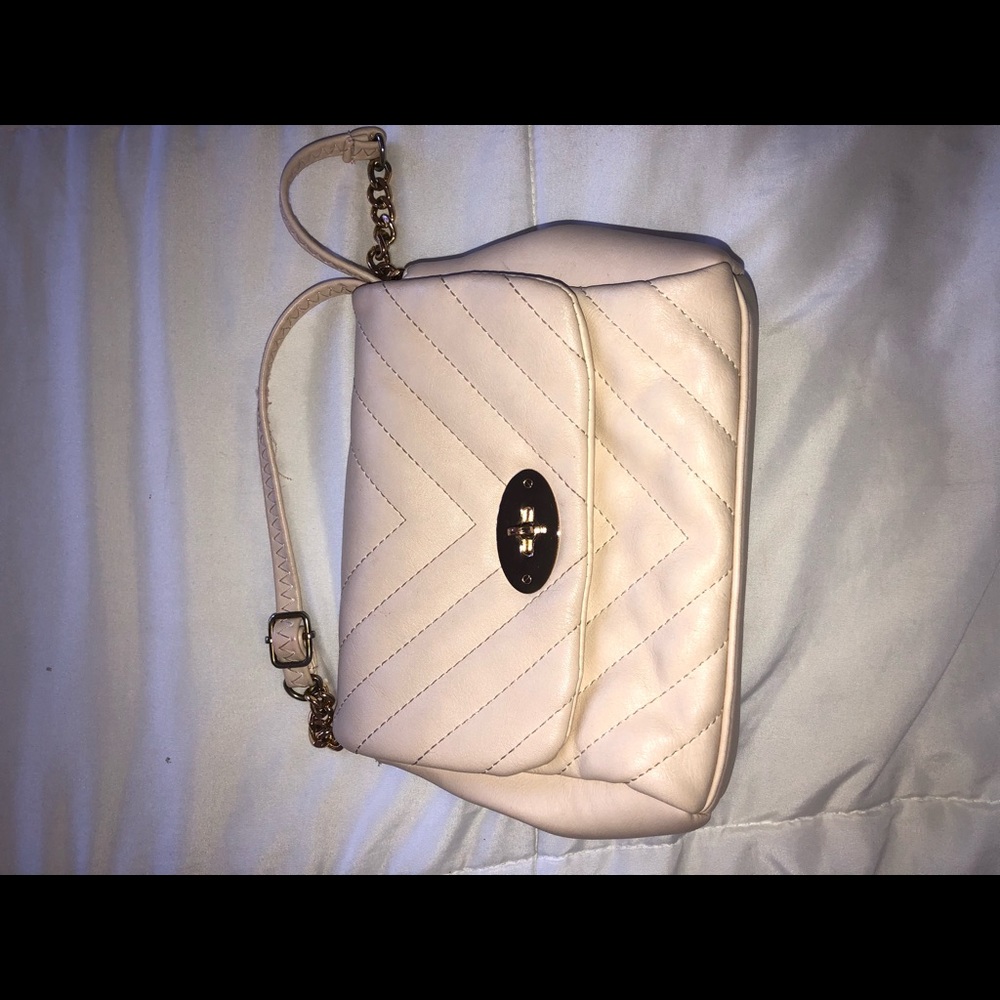 Crossbody purse